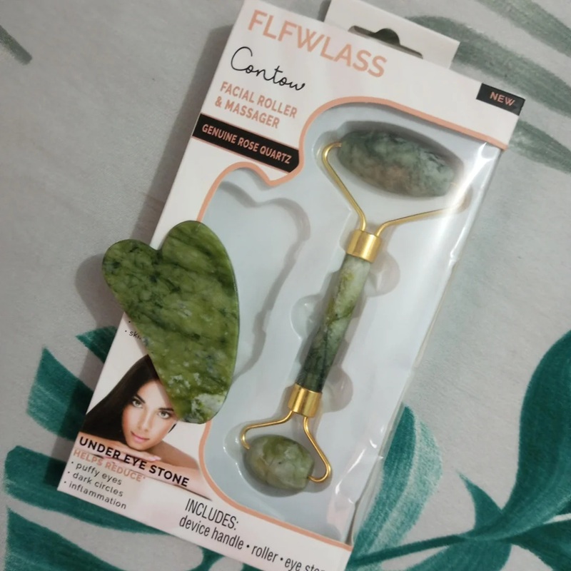 Rouleau Facial en Jade Naturel – Massage Visage et Contour des Yeux – Soin Anti-Cernes & Drainage Lymphatique